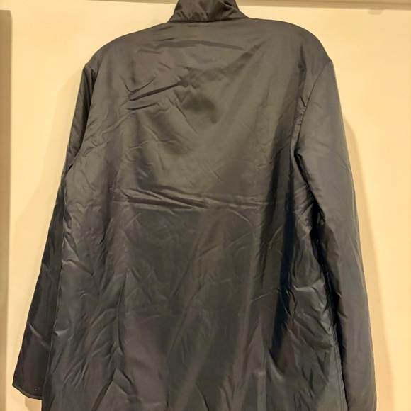 Giorgio Armani size 44 navy outdoor jacket - Picture 8 of 8